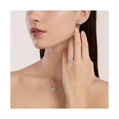 Anello in argento con fiore in zirconi [e2d9cd3c]