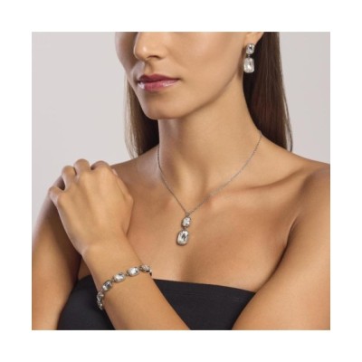Girocollo con cristalli bianchi pendenti 851003 [33ba34a1]